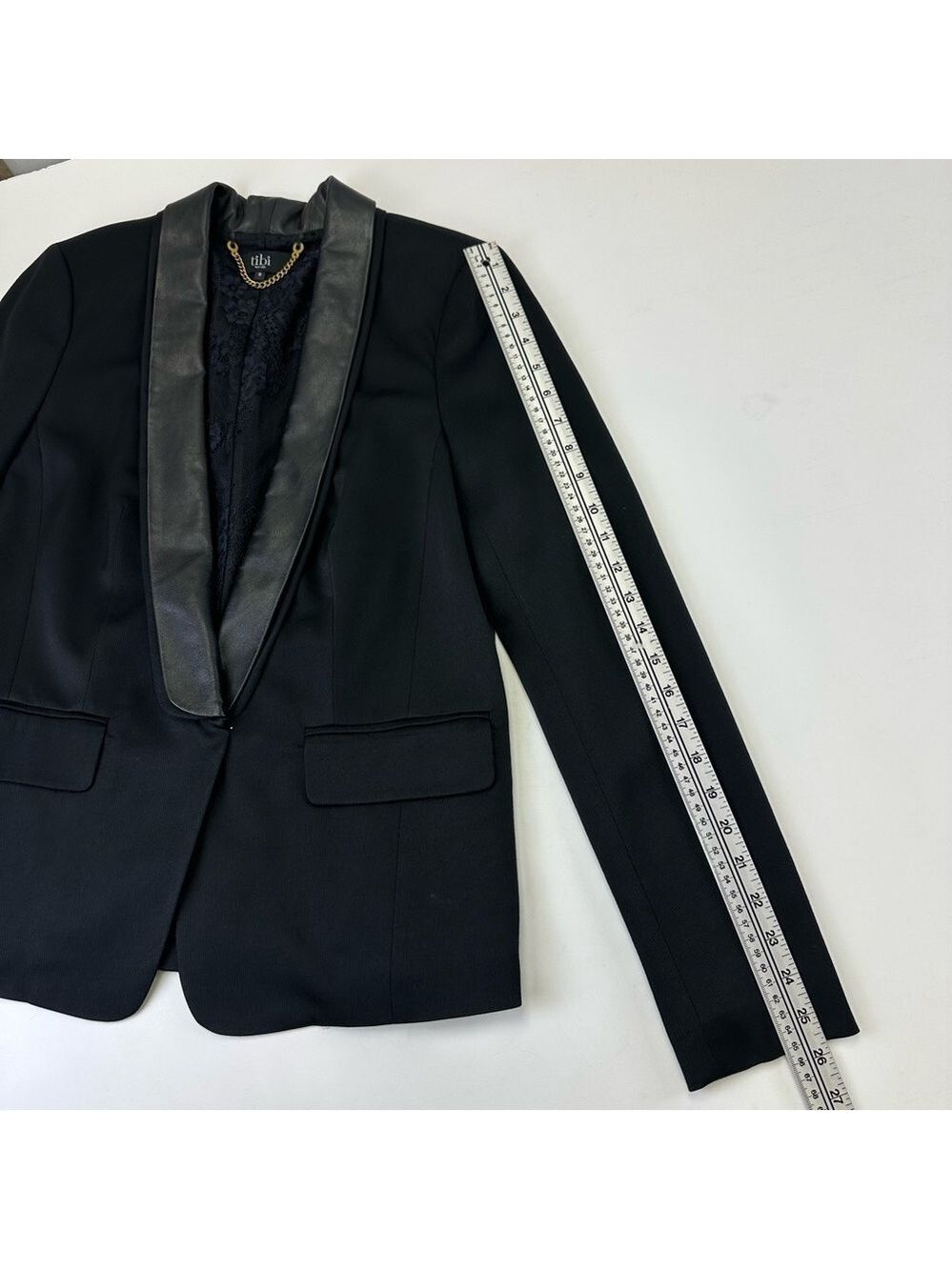 Tibi black tuxedo jacket Womens Size 8 leather lapels Formal New Years - Picture 9 of 12
